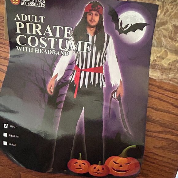 Mens Pirate Tunic Pants Belt Headscraf Halloween Costume Size Adult Small - Picture 1 of 10